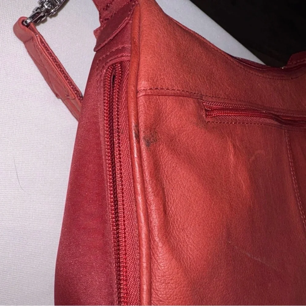 Concealed Carry Gun Tote’N Mommas Red Hobo Bag Small Frame